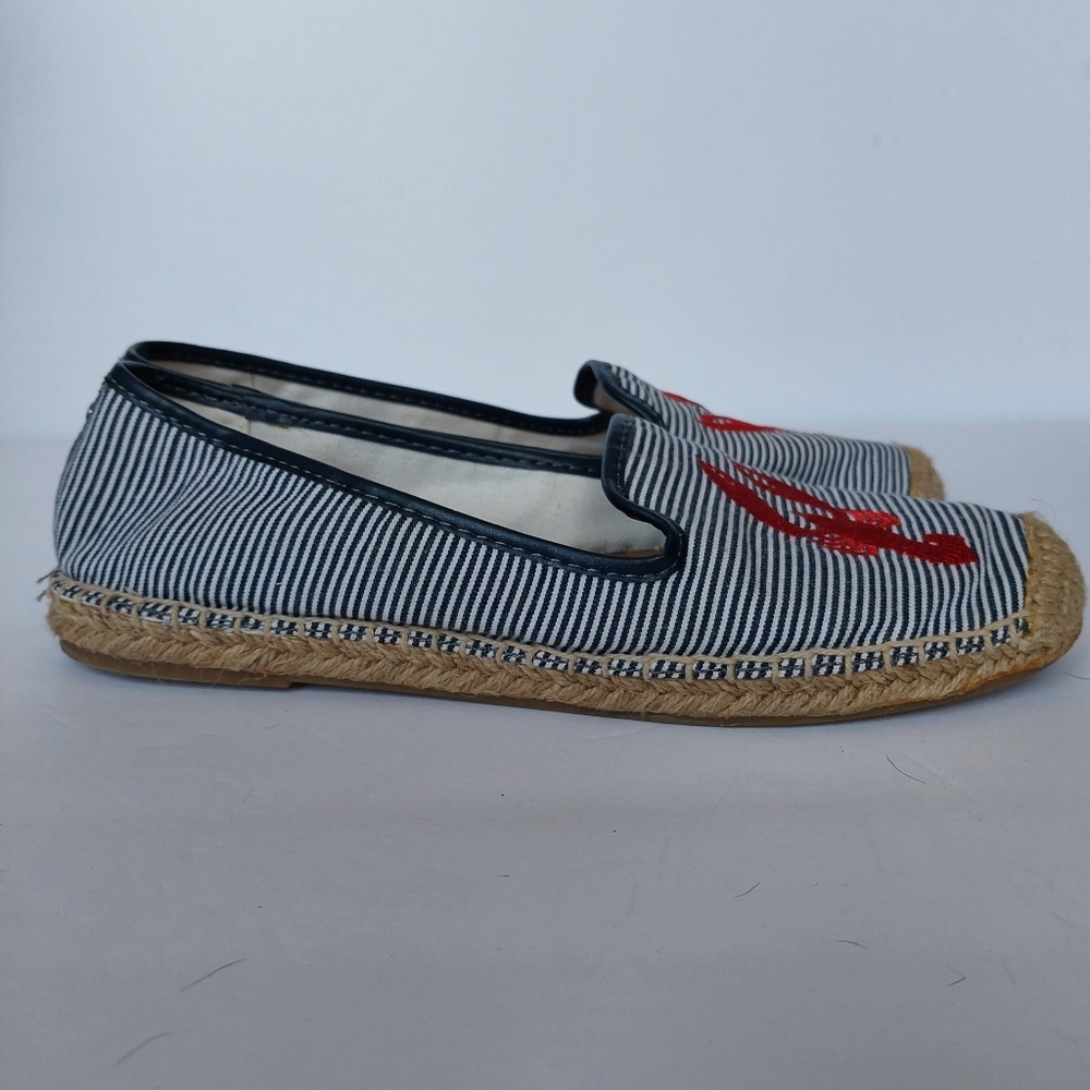 EUC G.H.Bass Jenna Blue Striped Canvas Espadrilles Red Lobster Embroidery Sz 8.5 - Picture 5 of 9